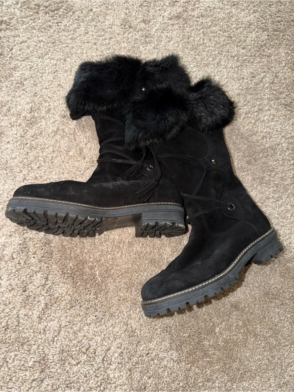 Black Faux Fur Fold-Over Winter Boots - Women